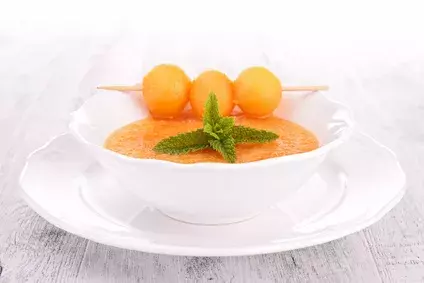 Gaspacho au melon et à la menthe